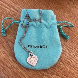 Tiffany heart pendant necklace